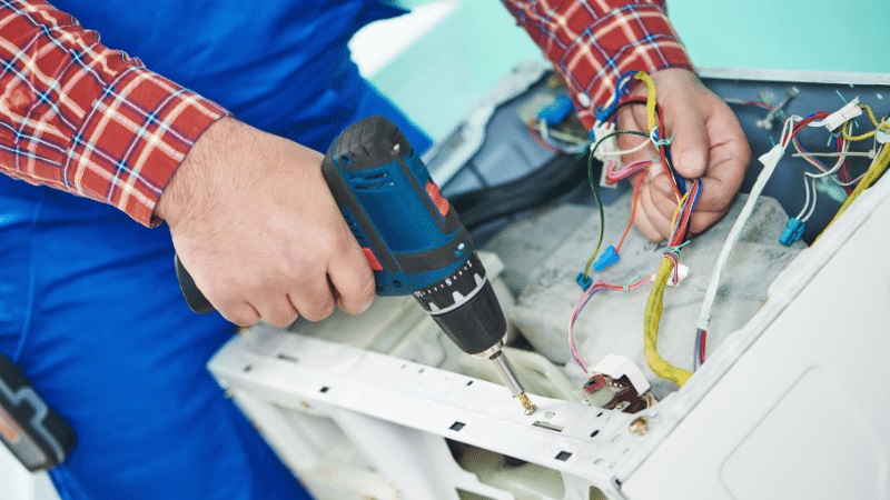 Zeytinburnu Beko Beko çamaşır makinesi kart tamiri – Su almama arızası orijinal parça ile giderildi. - Teknik servis örneği